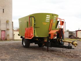 Кормосмеситель вертикальный СРКВ-13